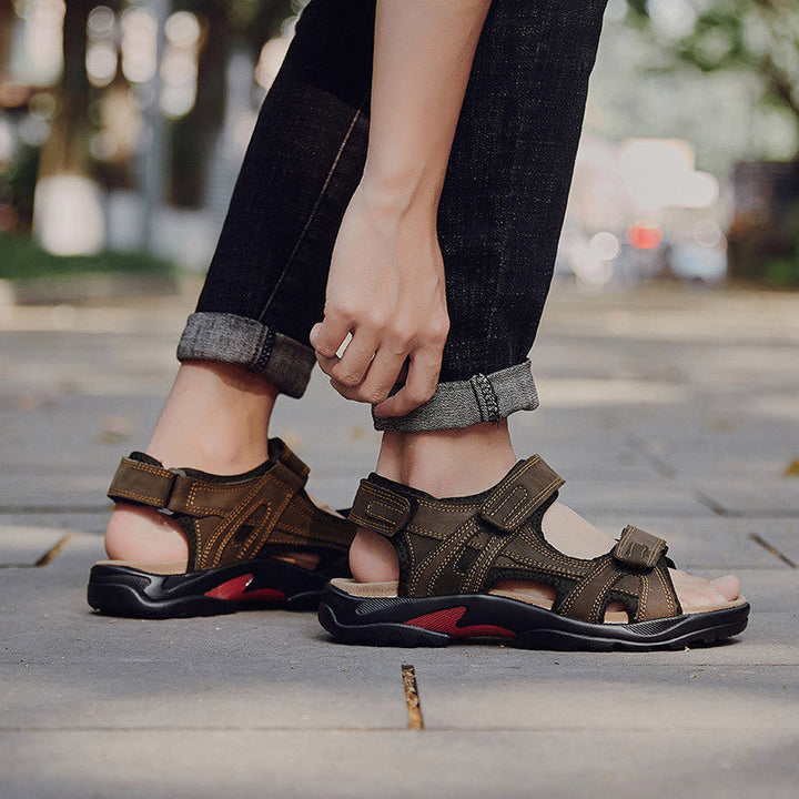 Sandales homme décontractées pour l'été, idéales pour la plage, la ville ou les vacances. Confort optimal.