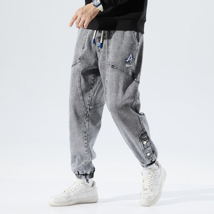 Pantalon homme moderne coupe ample décontractée, très confortable, idéal pour un style casual chic.
