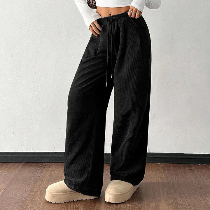 Pantalon large en velours côtelé pour femme, parfait pour l'automne et l'hiver, look décontracté.