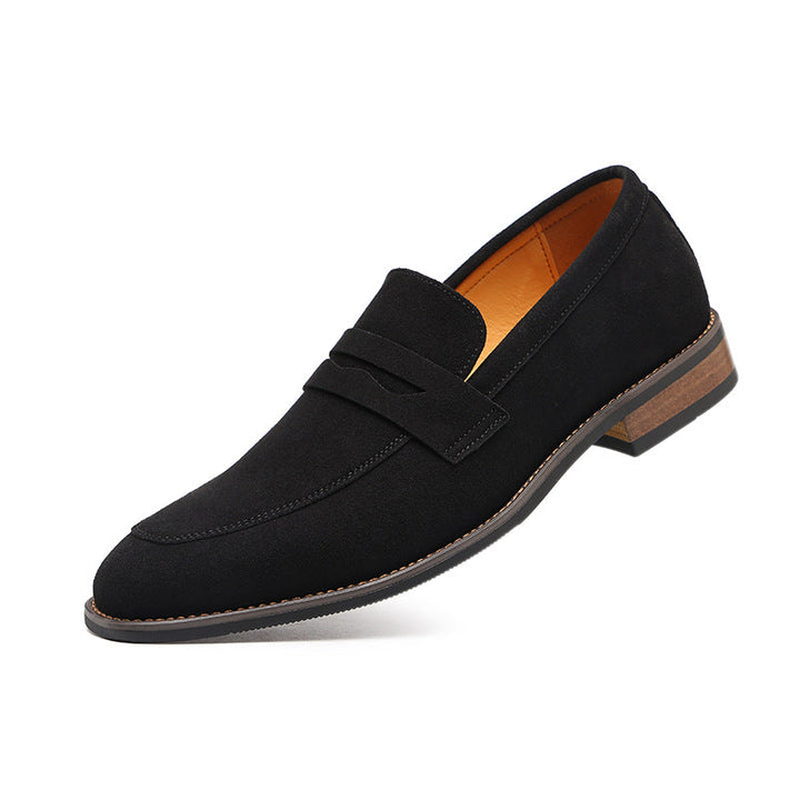 Chaussures Derby marron pour homme, style intemporel et polyvalent à lacets.