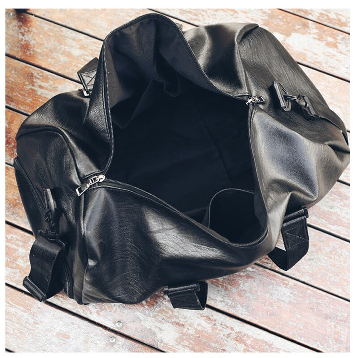 Sac sport homme noir, grand et pratique. Idéal pour gym, fitness, voyage. Léger, résistant. Accessoire essentiel.