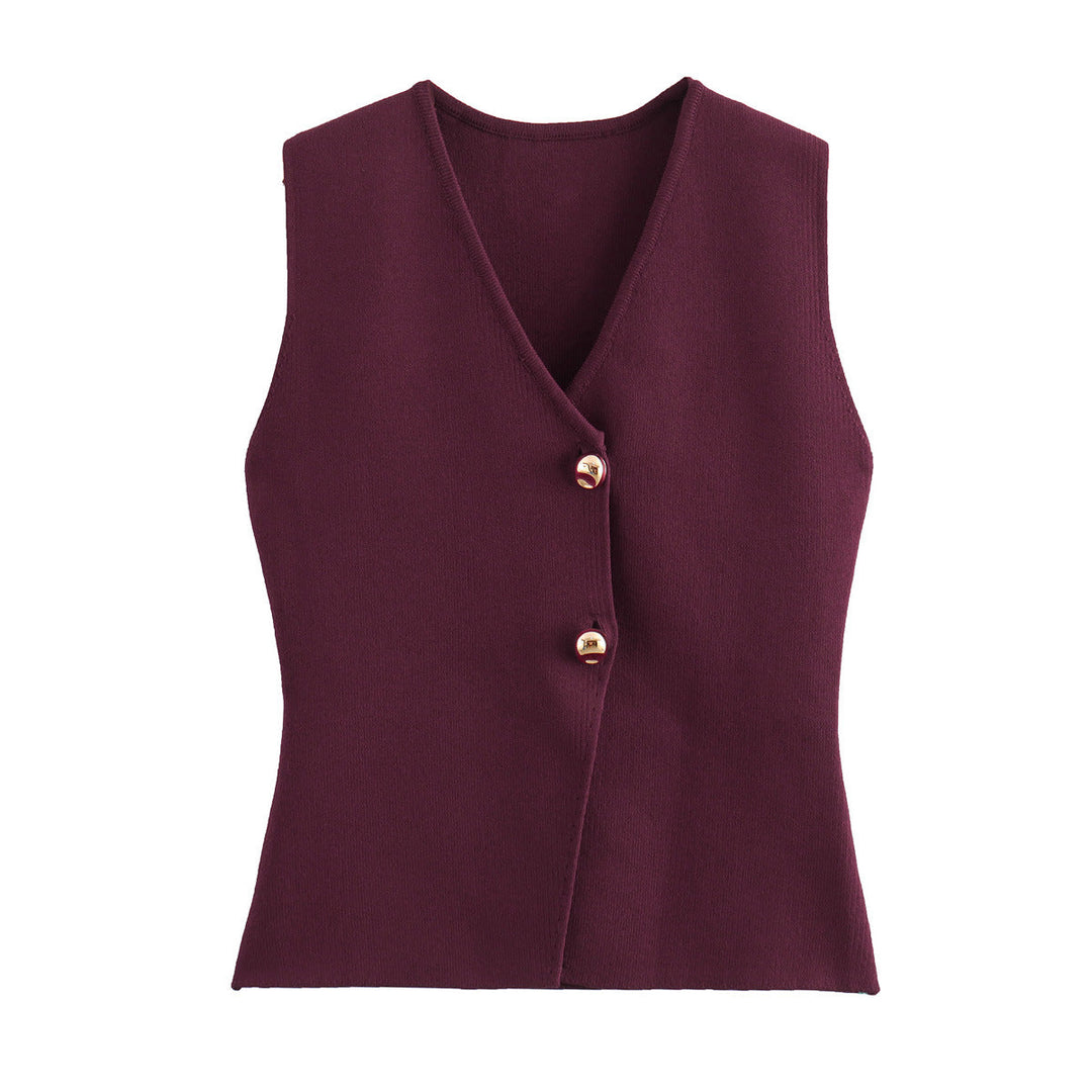 Gilet femme sans manches, style cardigan boutonné, un essentiel élégant pour le vestiaire automne-hiver.