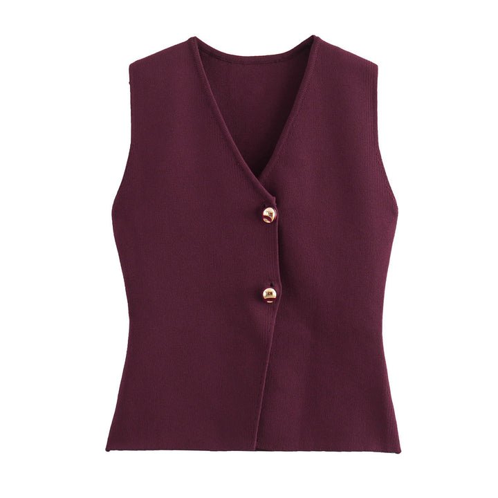 Gilet femme sans manches, style cardigan boutonné, un essentiel élégant pour le vestiaire automne-hiver.