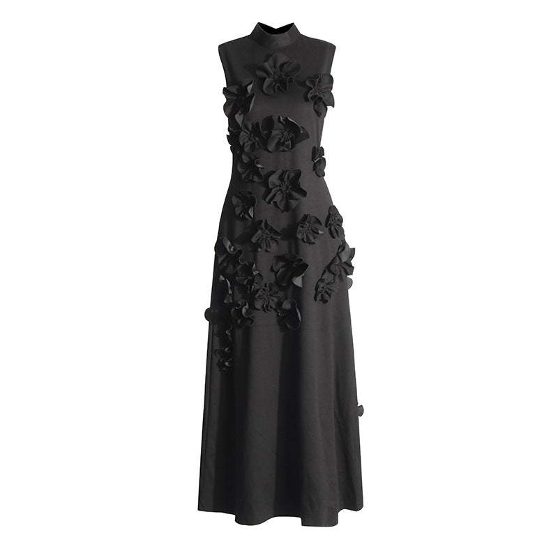 Robe longue maxi raffinée, sans manches, pour femme. Style chic et féminin, parfaite pour l'été.