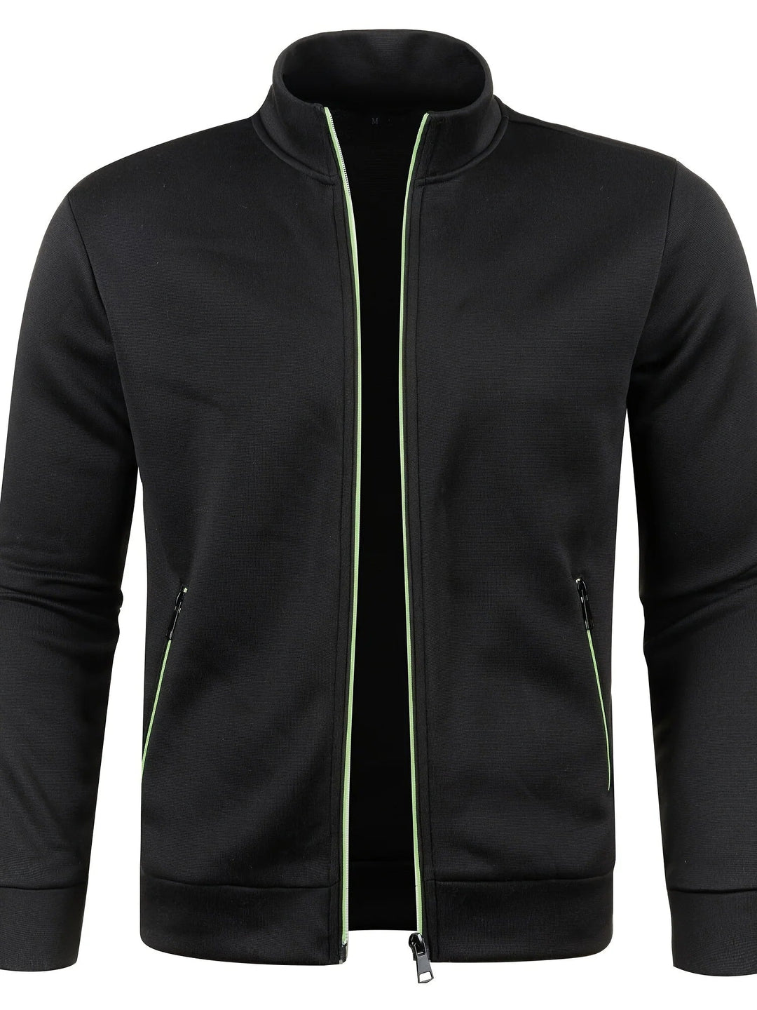 Veste homme moderne zippée à col montant. Confort et style urbain élégant. Vêtement masculin polyvalent toutes saisons.