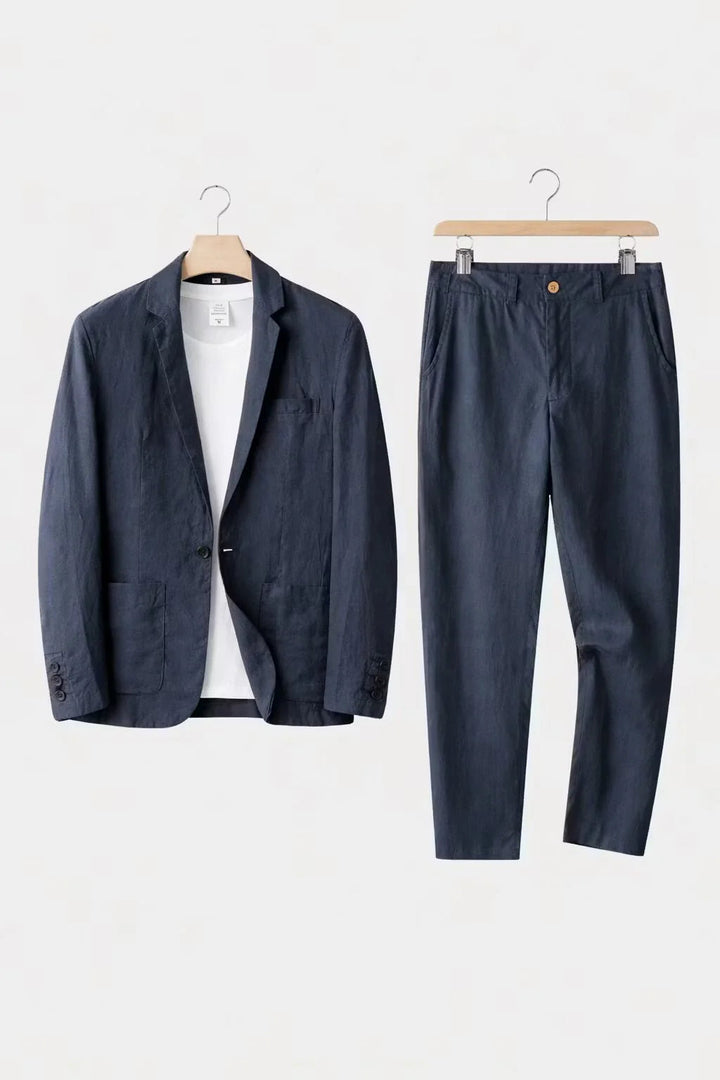 Costume homme élégant et polyvalent, idéal pour l'été. Ensemble deux pièces chic, coupe décontractée.