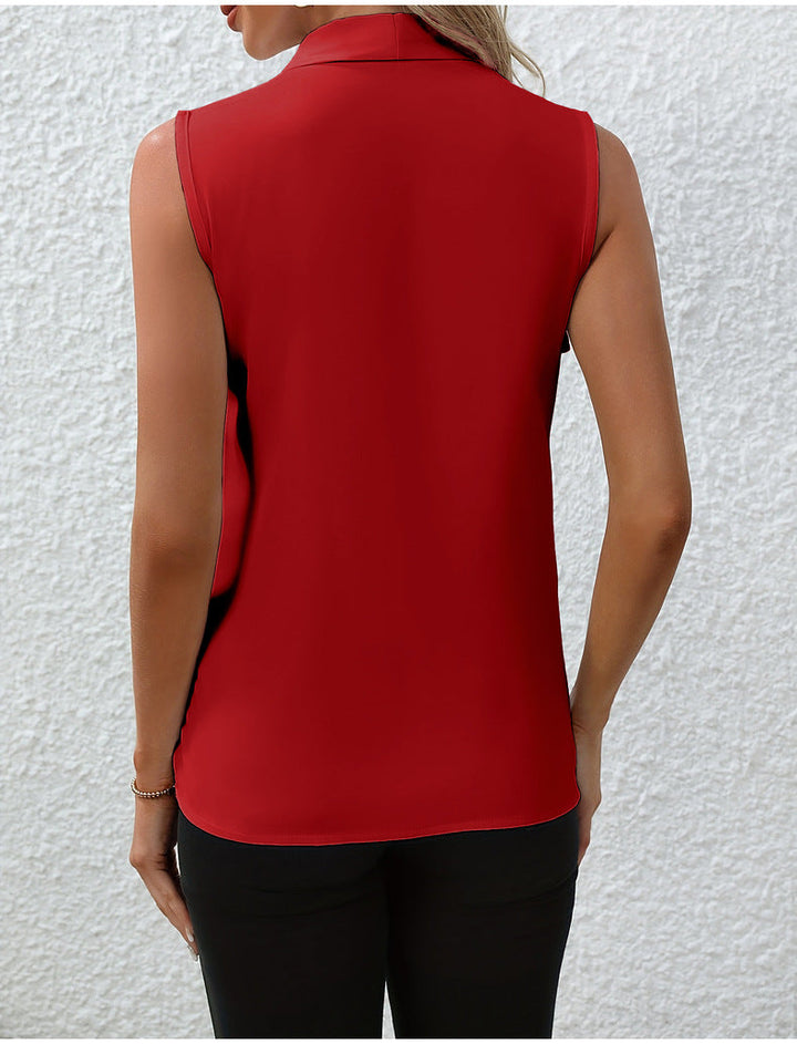 Mode féminine: chemise sans manches, col V, style chic et confortable, idéale pour le bureau.