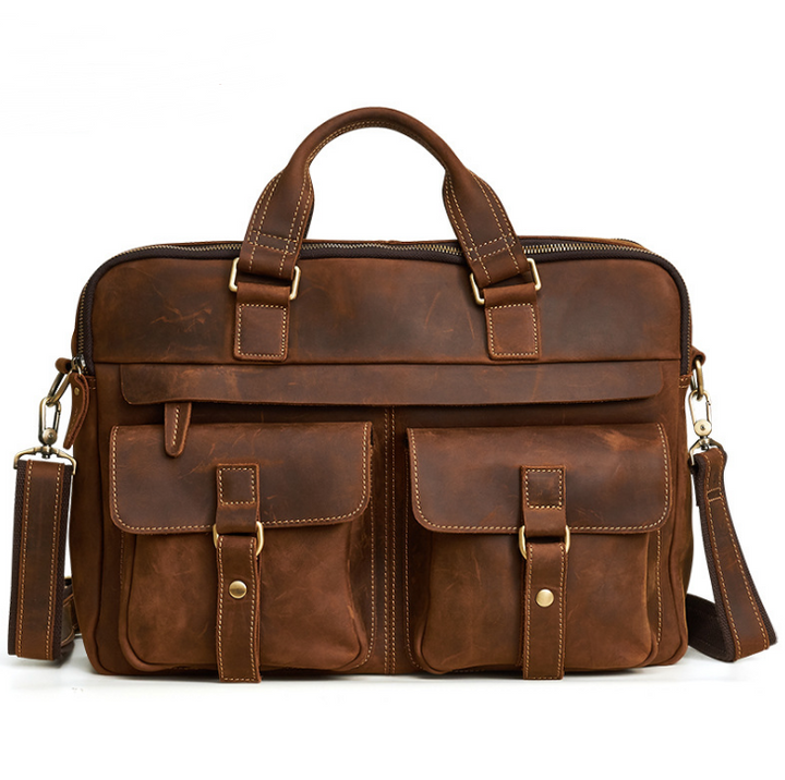 Homme élégant portant le sac porte-documents professionnel en cuir, parfait pour le bureau et les affaires.