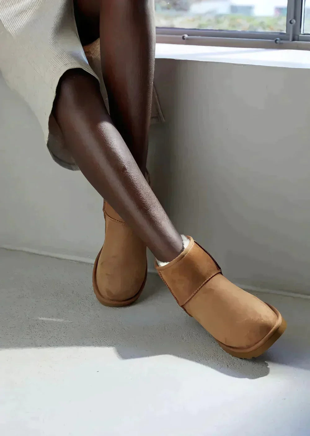Chaussures d'hiver femme, bottines imperméables, confortables et antidérapantes sur neige et glace. Parfaites froid.