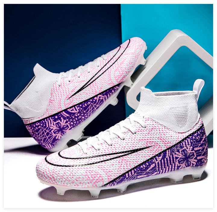 Chaussures de football Dario pour hommes, crampons haute-adhérence, design moderne pour performance optimale sur terrain.