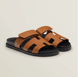 Sandales trendy Isabella pour femmes, alliant design mode, légèreté et confort pour l'été.
