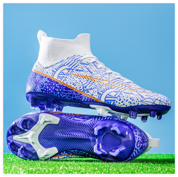 Chaussures de football Dario pour hommes avec design ergonomique, crampons multidirectionnels pour une stabilité maximale.