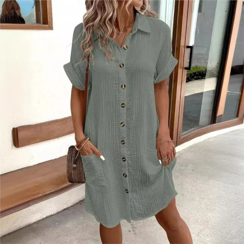 Élégante robe d'été fluide femme, coupe midi décontractée, idéale pour les journées chaudes, vêtement estival.