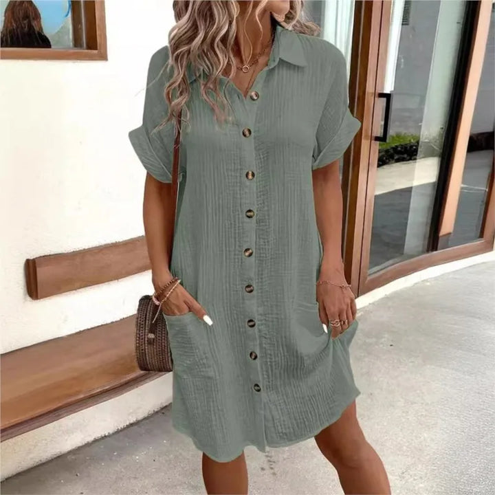 Élégante robe d'été fluide femme, coupe midi décontractée, idéale pour les journées chaudes, vêtement estival.