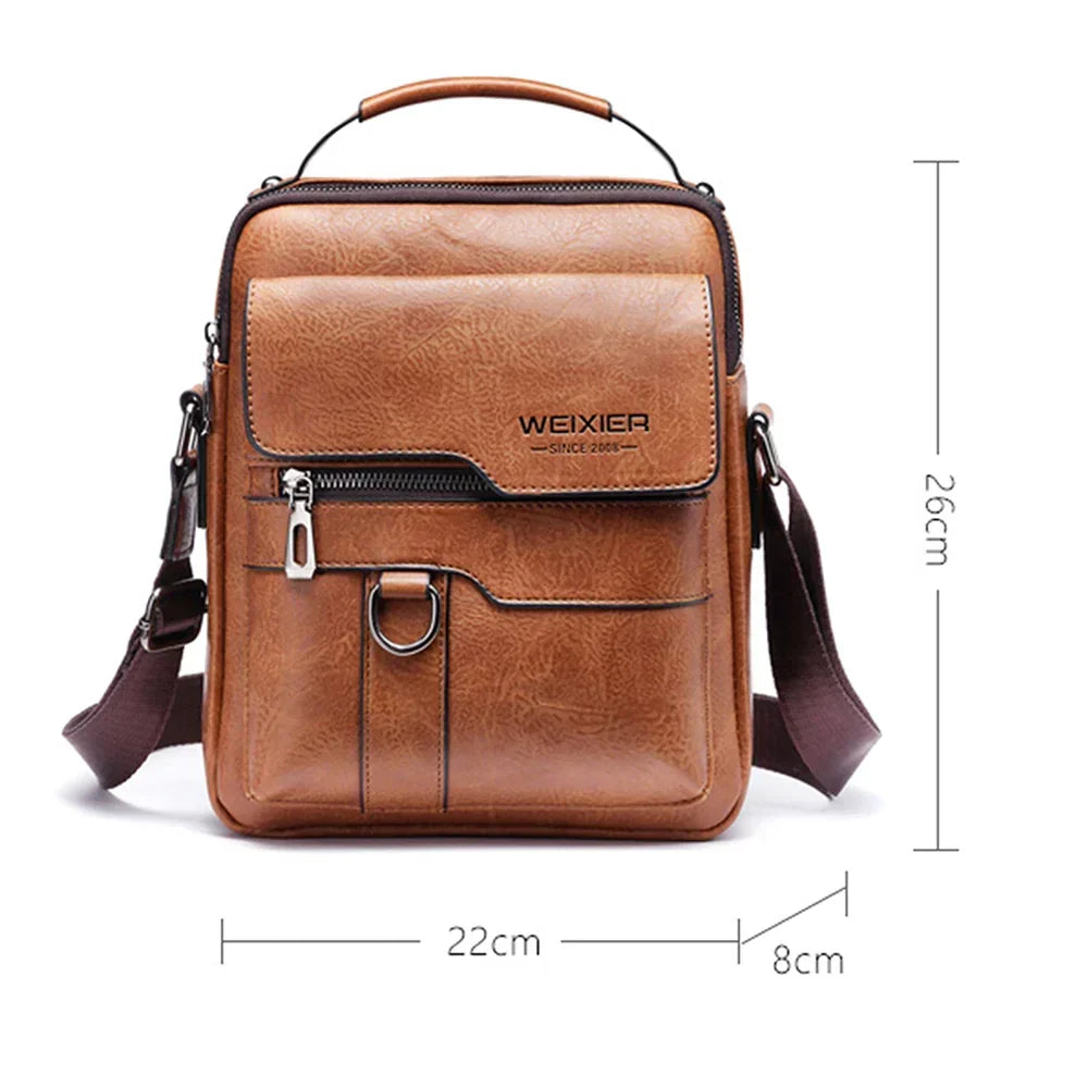 Sac polyvalent en cuir véritable, bandoulière réglable confortable, accessoire mode durable et pratique.
