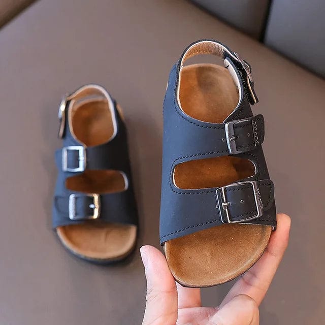 Sandales enfant ajustables, légères et respirantes pour fille ou garçon. Idéales pour la plage.