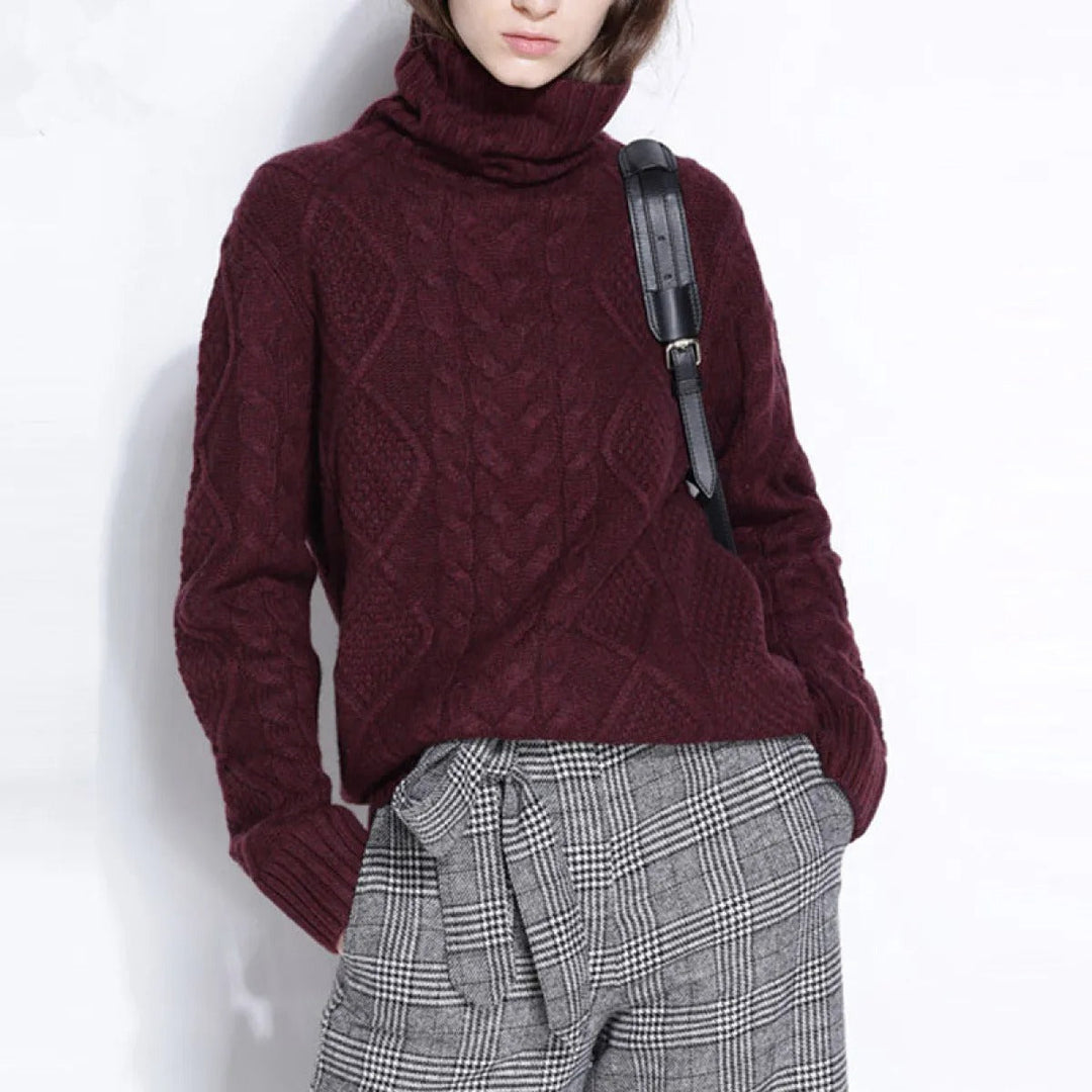 Tricot femme à col roulé, chaud et confortable. Parfait pour un look d'hiver élégant et décontracté.