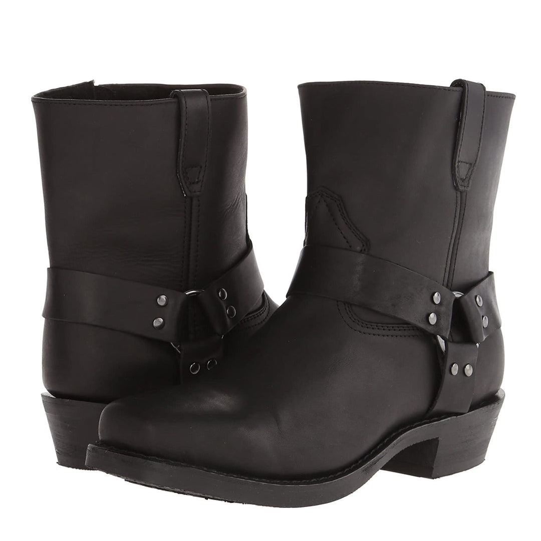 Mode masculine: bottes western mi-mollet pour homme, robustes et authentiques pour l'automne-hiver.