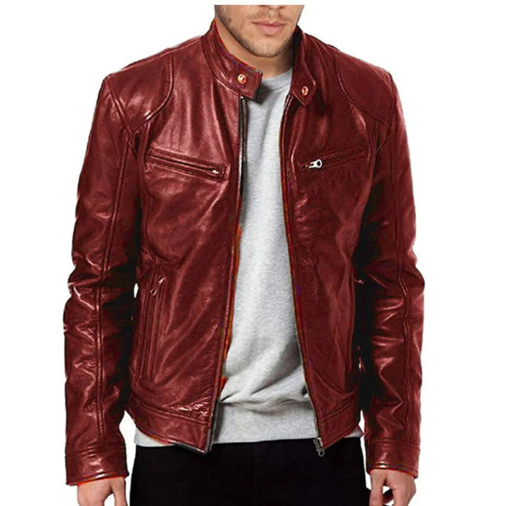 Veste moderne pour homme avec col montant stylé et poches zippées pratiques. Indispensable pour mode masculine urbaine.