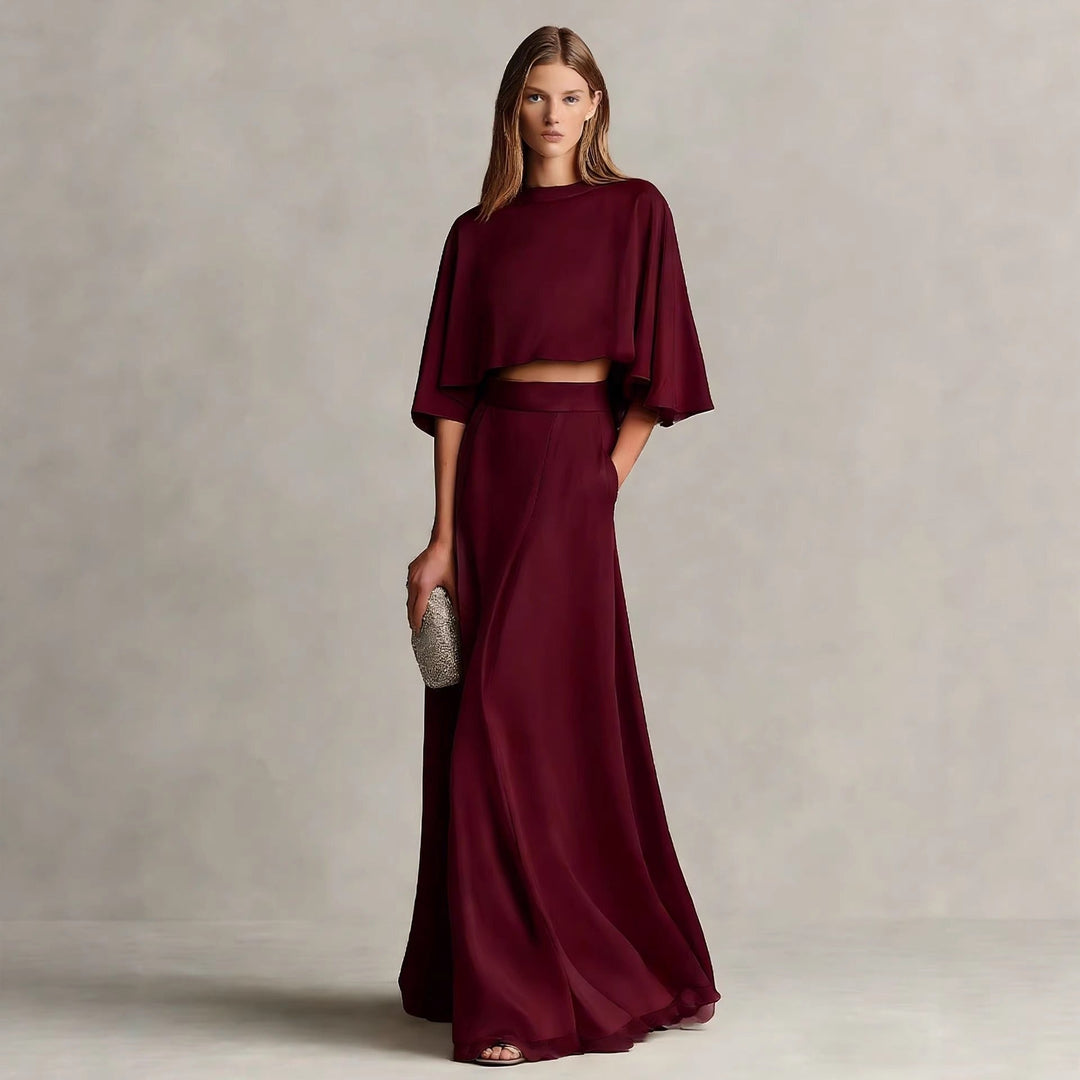 Ensemble femme deux pièces en satin doux, chic et décontracté. Haut et jupe longue, idéal pour mode femme polyvalente.