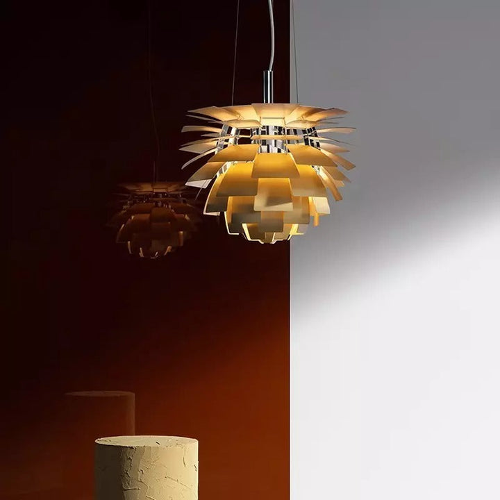 Suspension Artichaut moderne, luminaire design contemporain pour un éclairage intérieur de haute qualité.