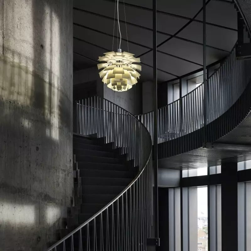 Luminaire moderne Artichaut, suspension design offrant un éclairage doux et une ambiance chaleureuse.