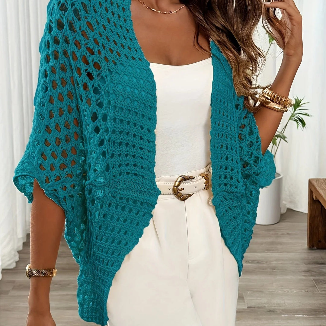 Élégant cardigan femme léger, idéal pour compléter votre tenue avec confort et style. Manches longues, toutes saisons.