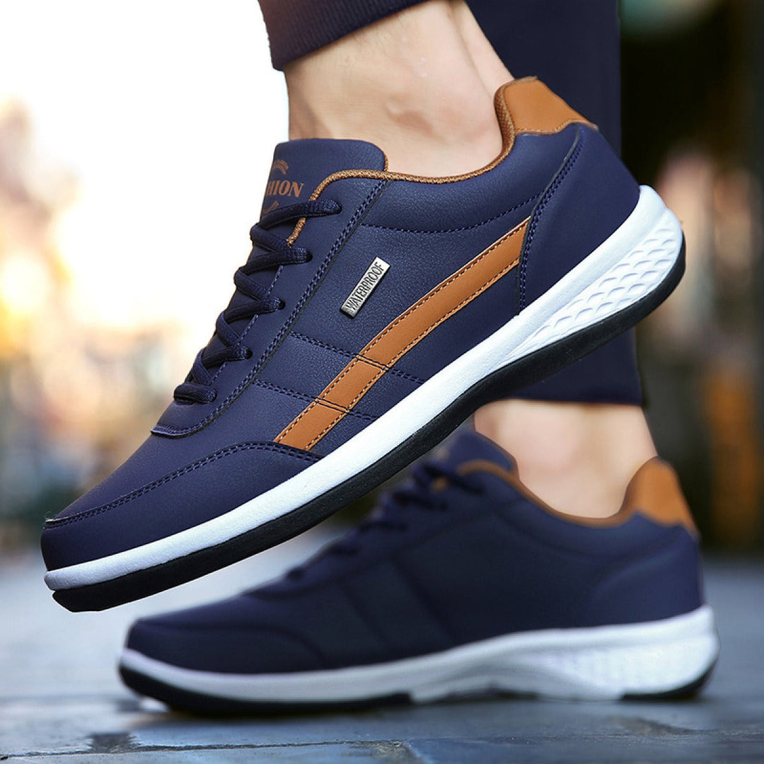 Chaussures basses pour hommes, élégantes et confortables. Bande latérale distinctive pour un look urbain et décontracté.