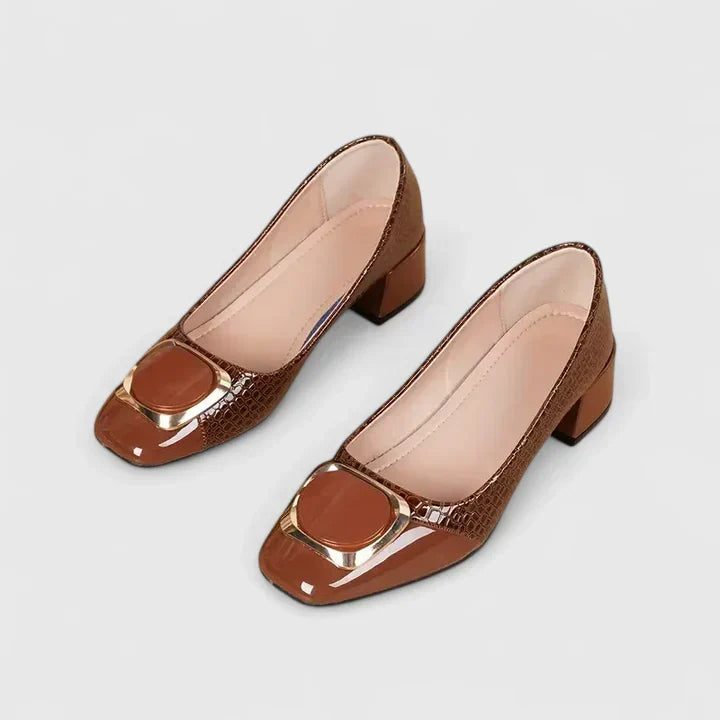 Mocassins Olyzabeth souples et faciles à enfiler, idéaux pour le quotidien des femmes actives. Semelle antidérapante.