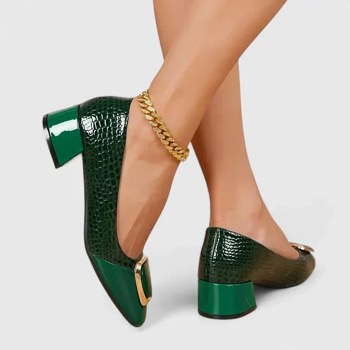 Mocassins décontractés Olyzabeth pour femmes, alliant confort, style et mode avec leur bout rond élégant.