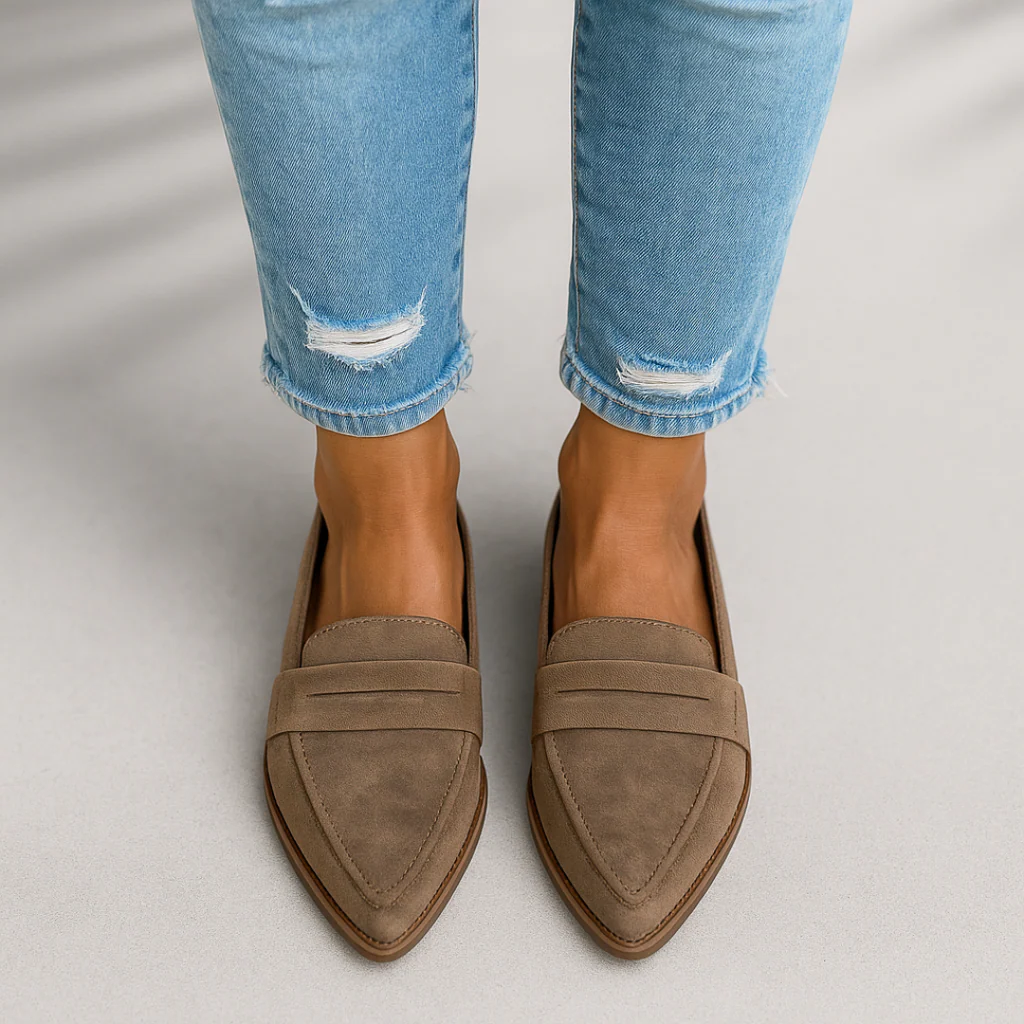 Mocassins orthopédiques Rosie pour femmes. Confortables et élégants, ces chaussures sans lacets sont idéales au quotidien.