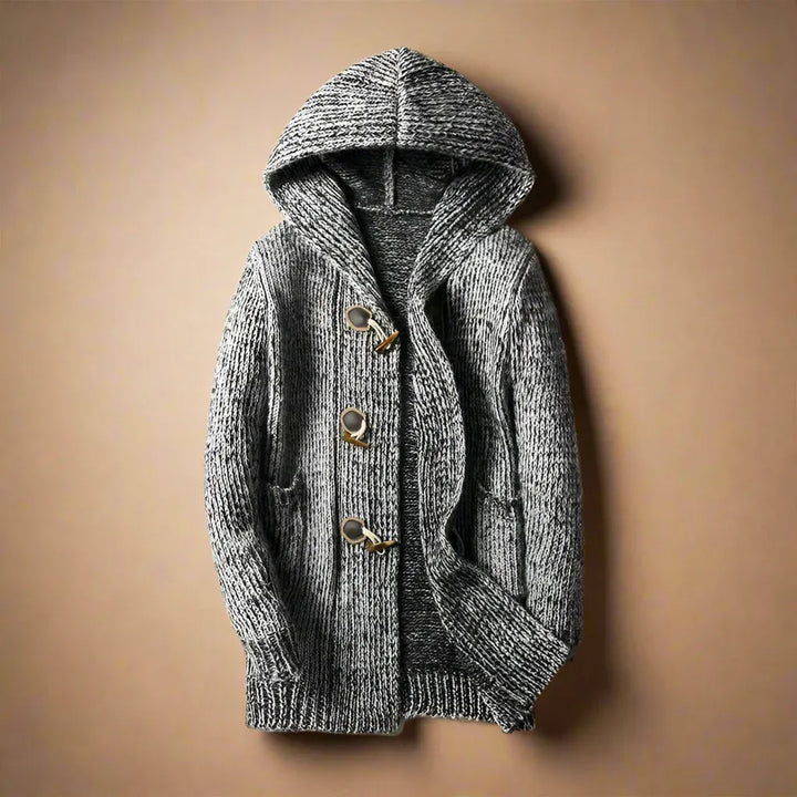 Cardigan long homme à capuche, boutons bois, poches. Idéal hiver/automne, style élégant et décontracté.