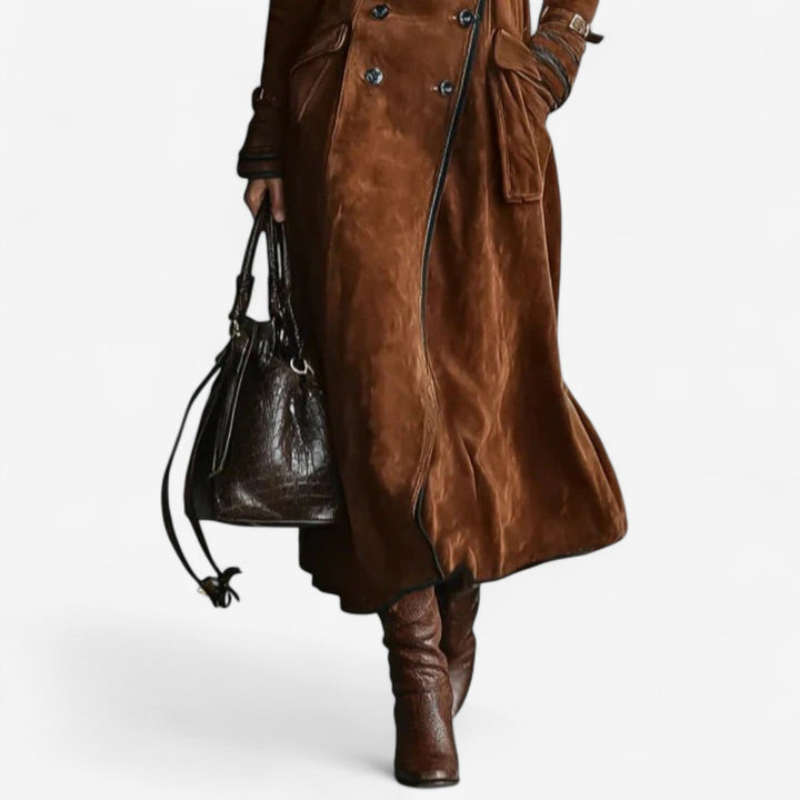 Trench-coat long femme Nathaly bordeaux, vêtement d'extérieur chic et sophistiqué automne-hiver.