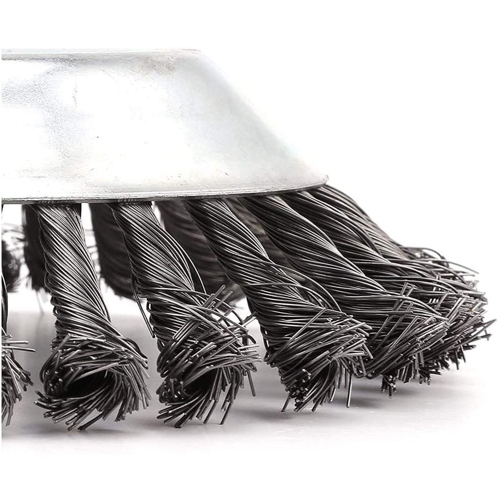 Obtenez un jardin impeccable avec cette lame de tondeuse universelle pour un désherbage professionnel.