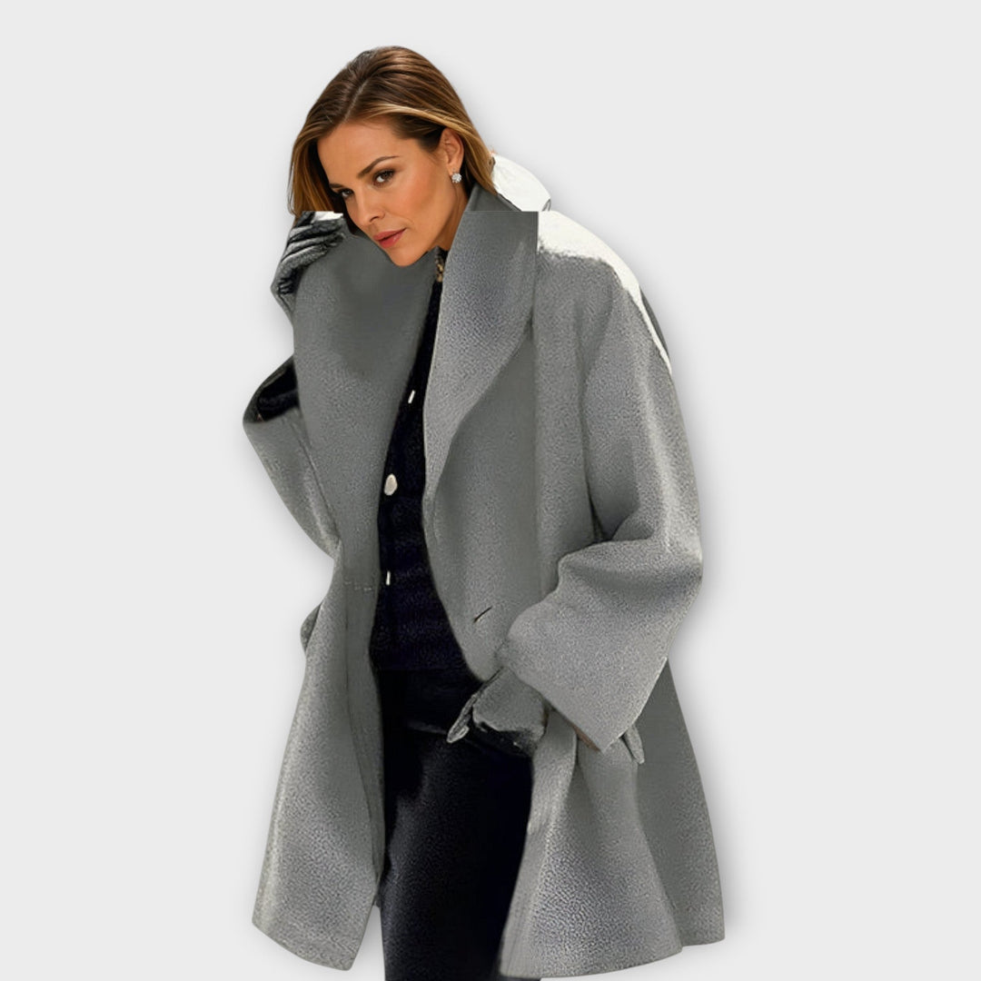 Veste femme tendance, coupe-vent élégant et chaud, idéal pour rester confortable et stylée en hiver.