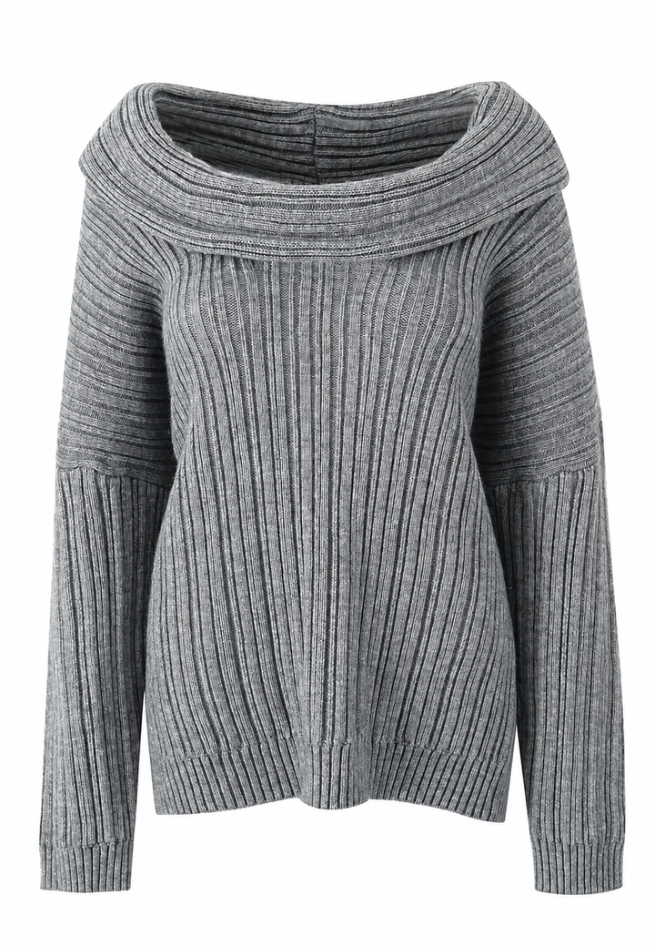 Mode automne : pull moderne femme Séverine, asymétrique avec épaule dénudée, pour un look chic et tendance.