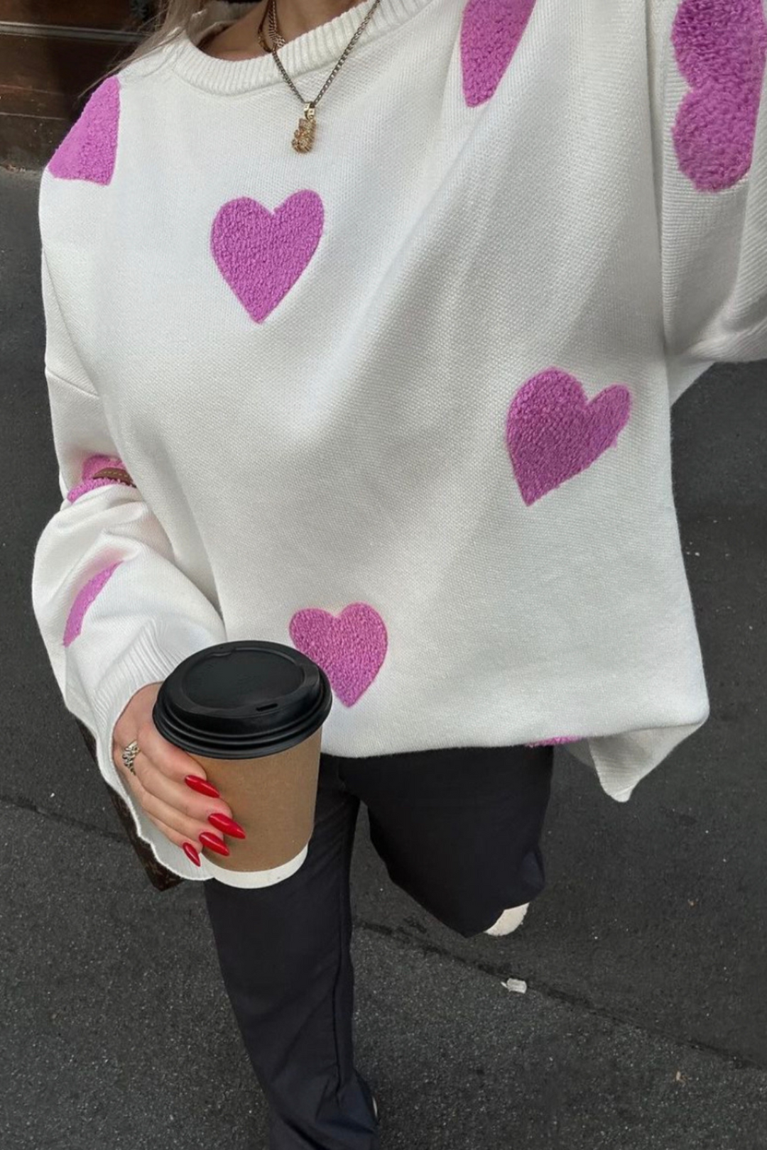 Pull en maille douce, coupe oversize, imprimé cœurs pour femmes, style décontracté chic, manches longues.