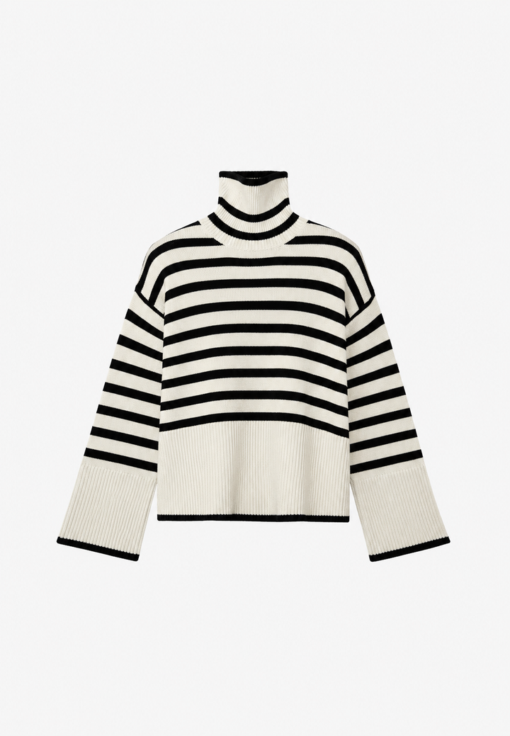 Pull oversize femme rayé à col roulé et manches amples. Confortable et tendance pour toute femme.