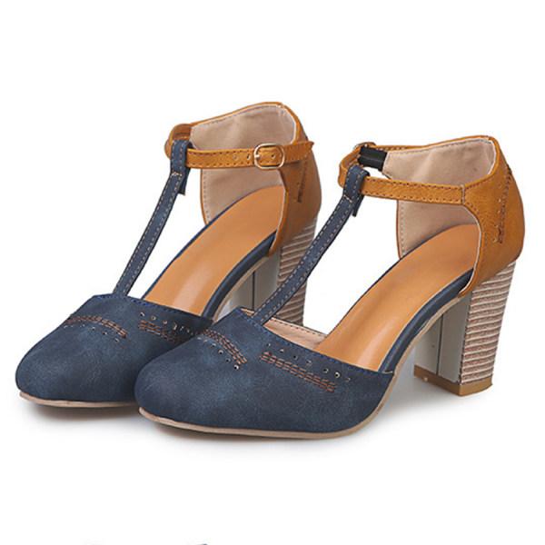 Chaussures femme élégantes à talon bloc et bout fermé, idéales pour le bureau, les soirées ou toute occasion spéciale.