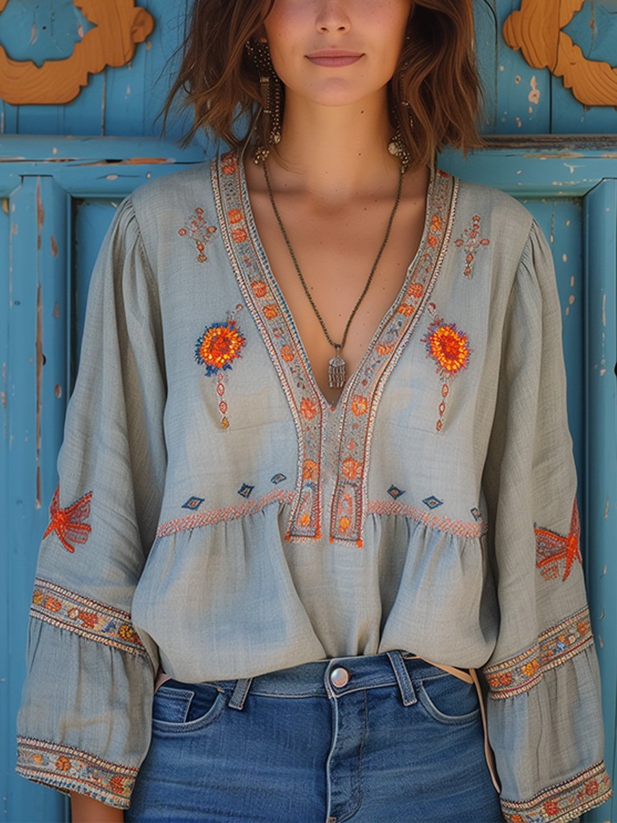 Blouse bohème décontractée femme, top d'été aéré à col V avec broderie élégante.