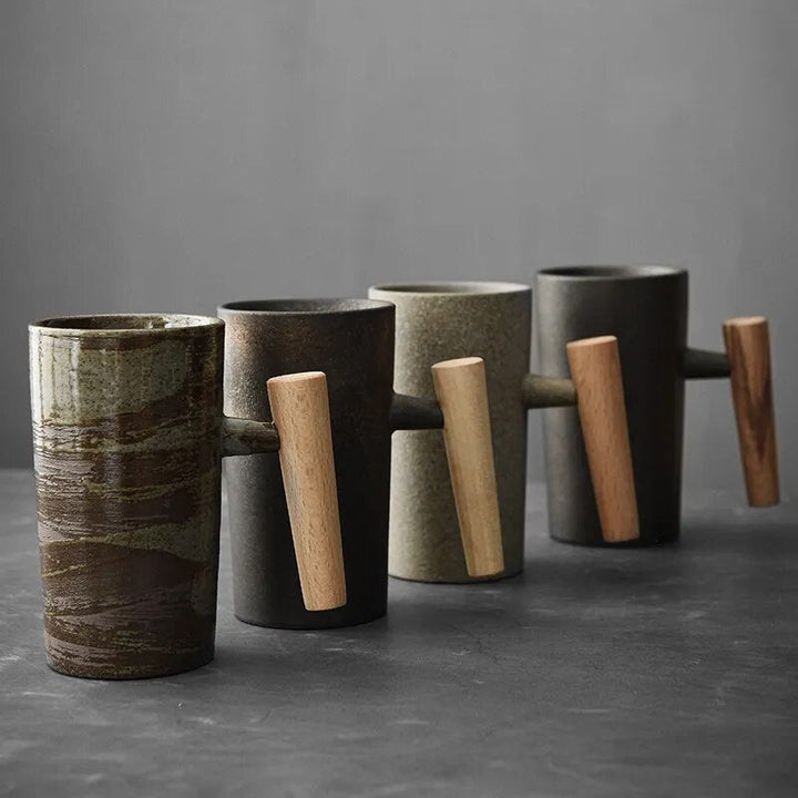 Tasse latte nordique en céramique, design terreux et apaisant pour rituel café à la maison.