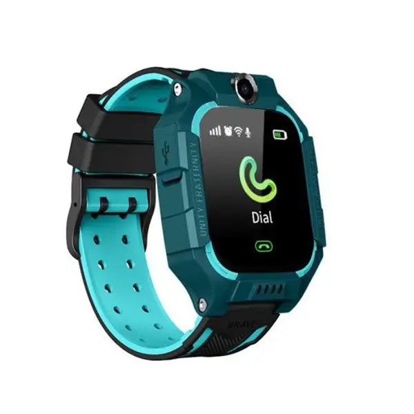 Montre téléphone enfant, pour appels bidirectionnels et SOS. Un gadget essentiel pour communication et sécurité de l'enfant.