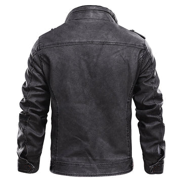 Élégante veste biker noire pour homme, style intemporel et robuste, parfaite pour un look chic ou casual au quotidien.