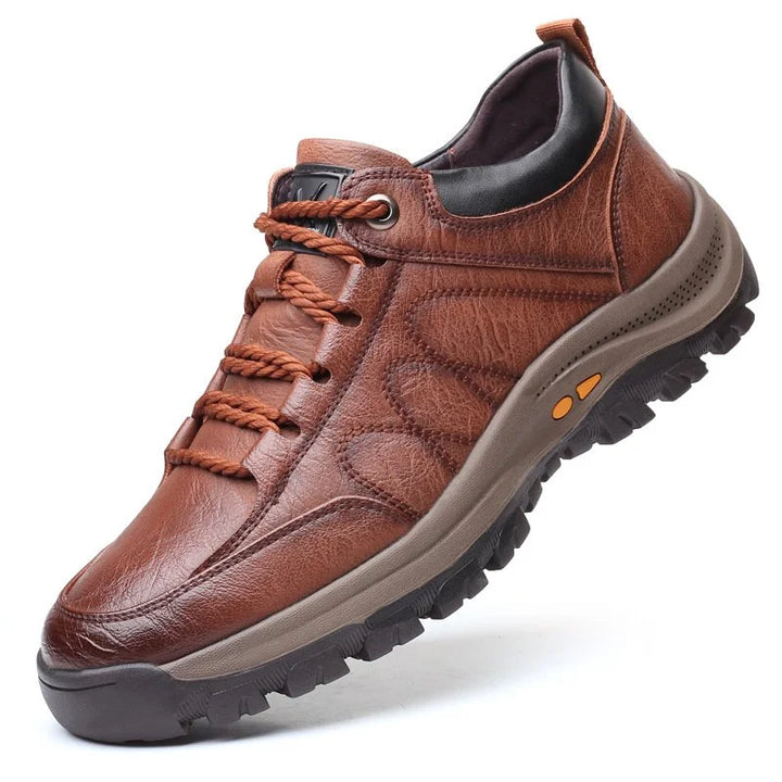 Chaussures de marche hommes durables et imperméables, parfaites pour le plein air et voyage.