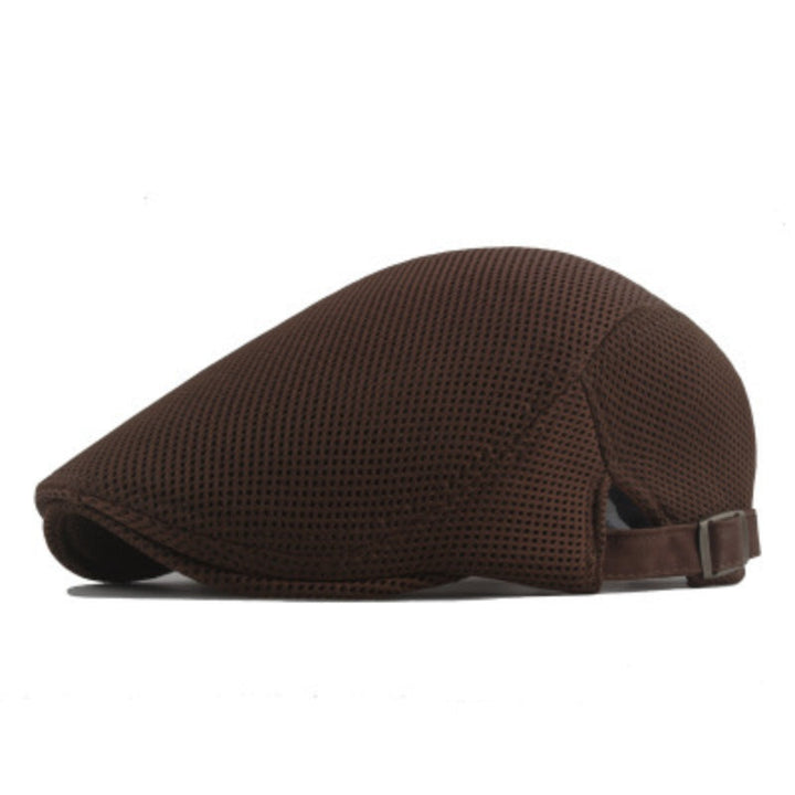 Accessoire homme : casquette stylée en mesh léger et respirant pour un confort estival optimal.