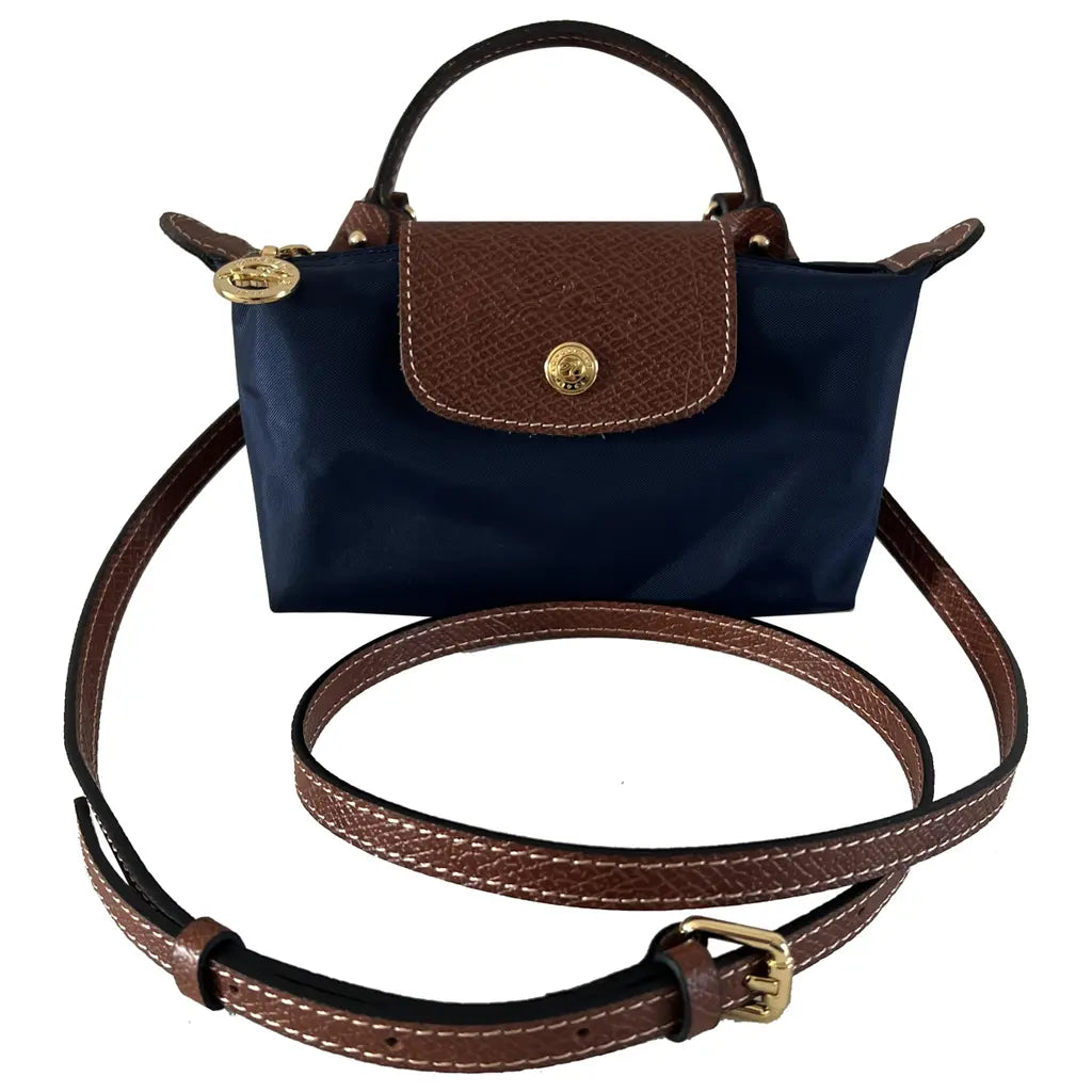 Sac femme compact et élégant, un accessoire mode tendance, parfait comme sac quotidien léger.