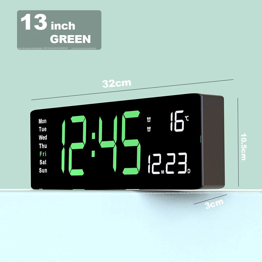 Horloge digitale LED murale avec affichage lumineux, idéale pour salon ou chambre moderne.