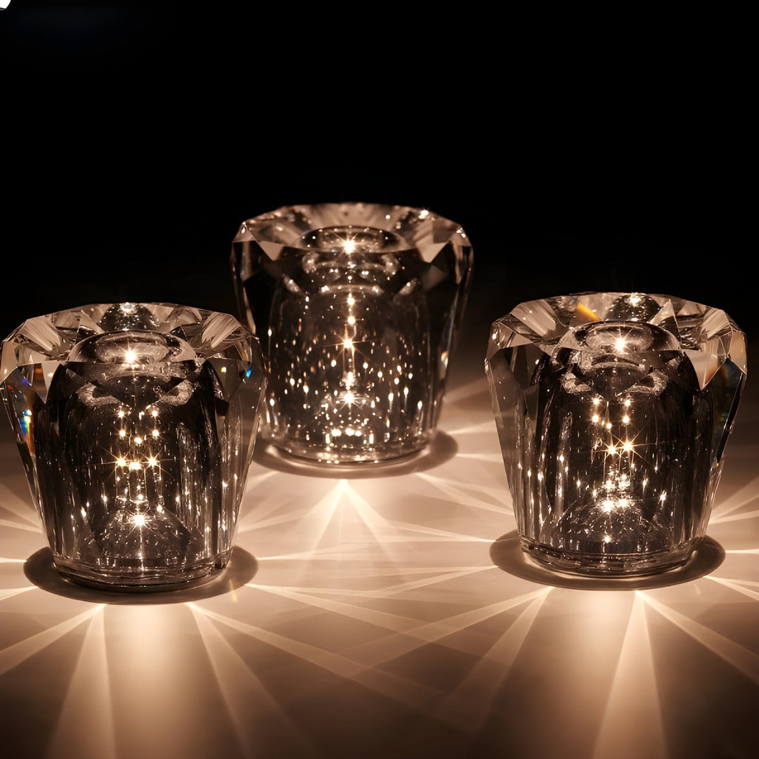 Lampe de table rechargeable, éclairage LED effet cristal, pour une ambiance cosy et luxe dans votre maison.