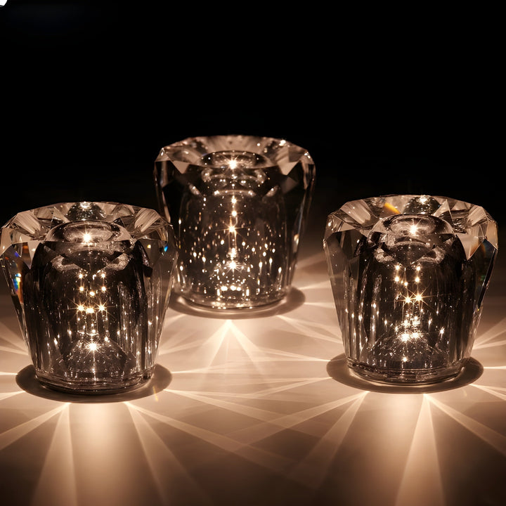 Lampe de table rechargeable, éclairage LED effet cristal, pour une ambiance cosy et luxe dans votre maison.