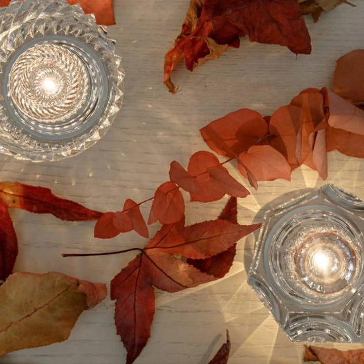 Lampe à poser LED effet diamant, rechargeable, crée une lumière d'ambiance unique pour toute pièce.